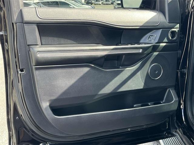 used 2019 Ford Expedition car, priced at $22,000