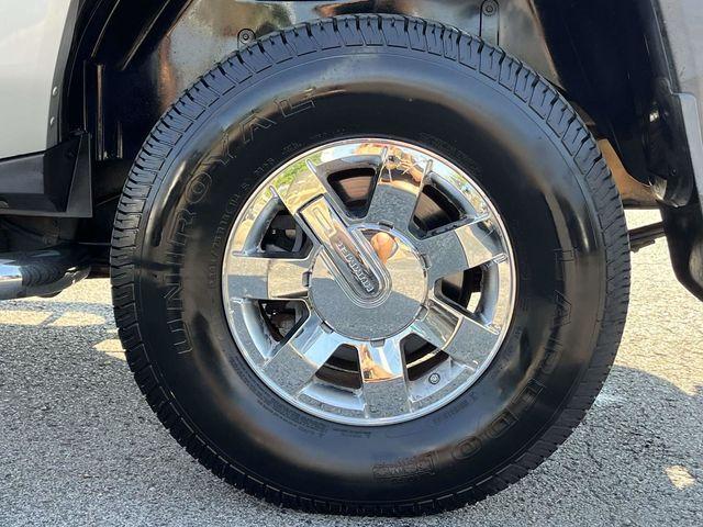 used 2006 Hummer H3 car, priced at $10,500