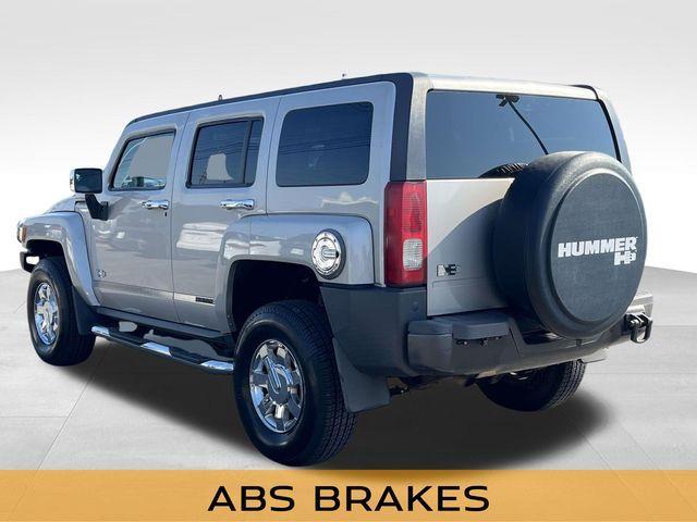 used 2006 Hummer H3 car, priced at $10,500