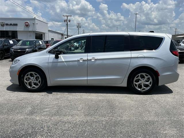 used 2024 Chrysler Pacifica car, priced at $34,800