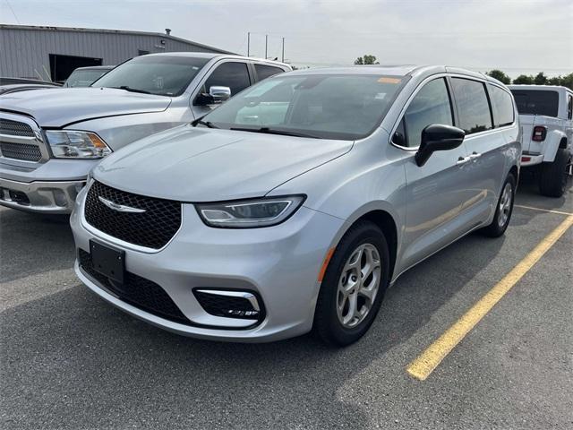used 2024 Chrysler Pacifica car, priced at $36,211