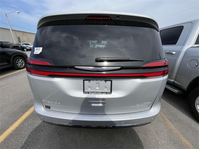 used 2024 Chrysler Pacifica car, priced at $36,211