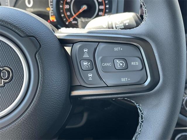 new 2025 Jeep Gladiator car, priced at $48,845