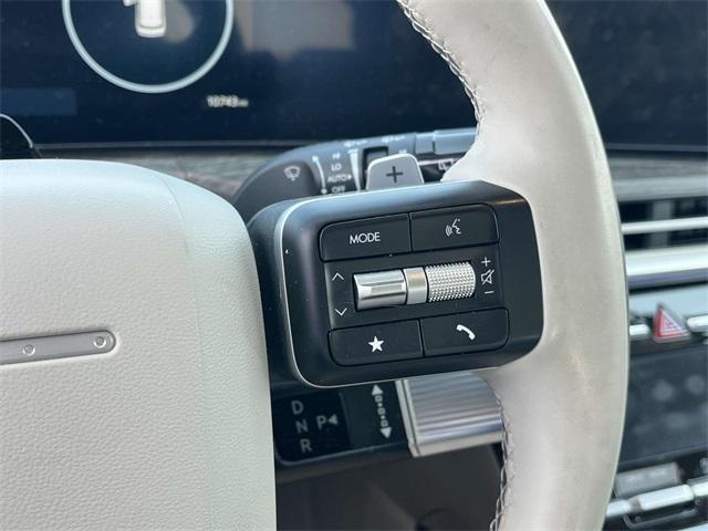 used 2024 Hyundai Santa Fe car, priced at $38,000
