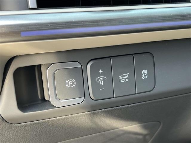 used 2024 Hyundai Santa Fe car, priced at $38,000