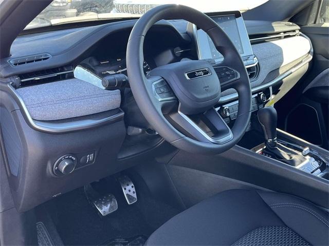 new 2025 Jeep Compass car, priced at $25,000