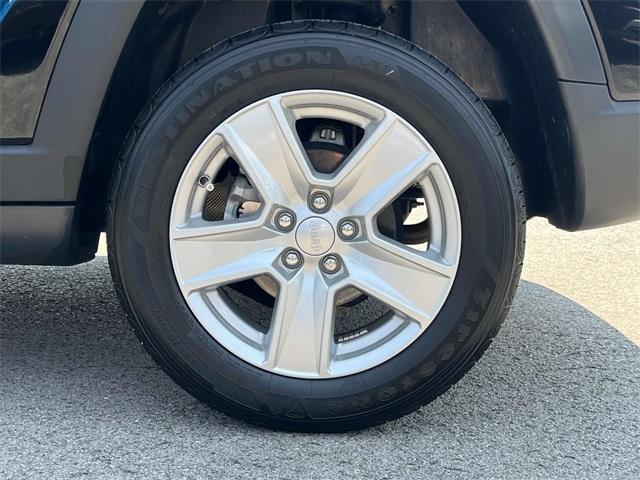 used 2022 Jeep Compass car, priced at $22,500