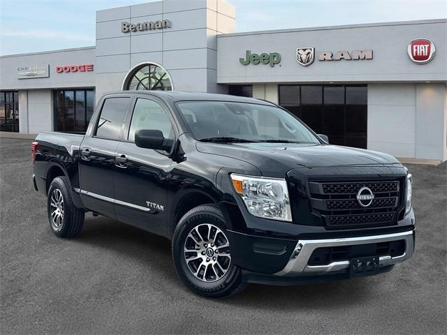 used 2023 Nissan Titan car, priced at $29,366