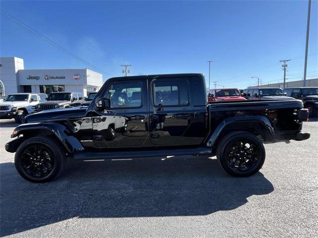 used 2022 Jeep Gladiator car, priced at $35,000