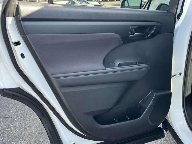 used 2023 Toyota Highlander car, priced at $31,300