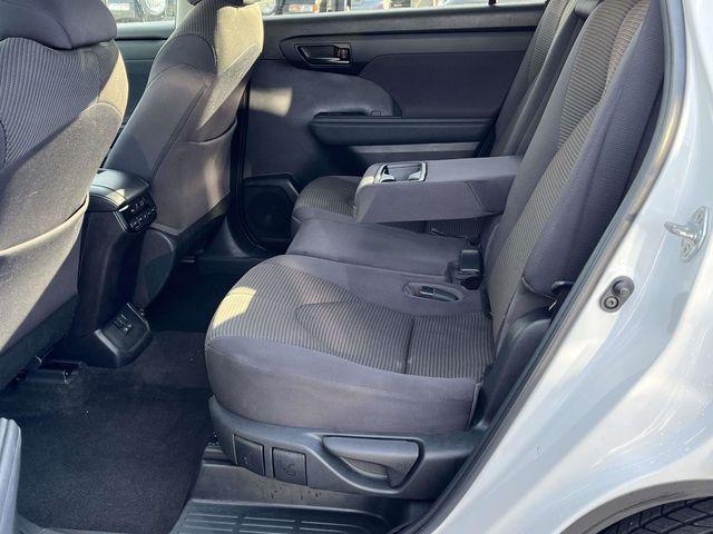 used 2023 Toyota Highlander car, priced at $31,300