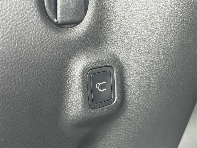 new 2025 Jeep Compass car, priced at $32,300