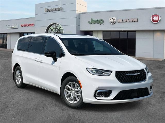 new 2025 Chrysler Pacifica car, priced at $44,717