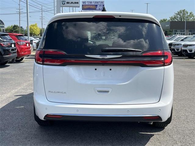 new 2025 Chrysler Pacifica car, priced at $44,717