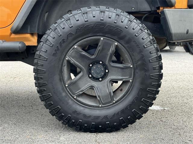 used 2013 Jeep Wrangler Unlimited car, priced at $12,500