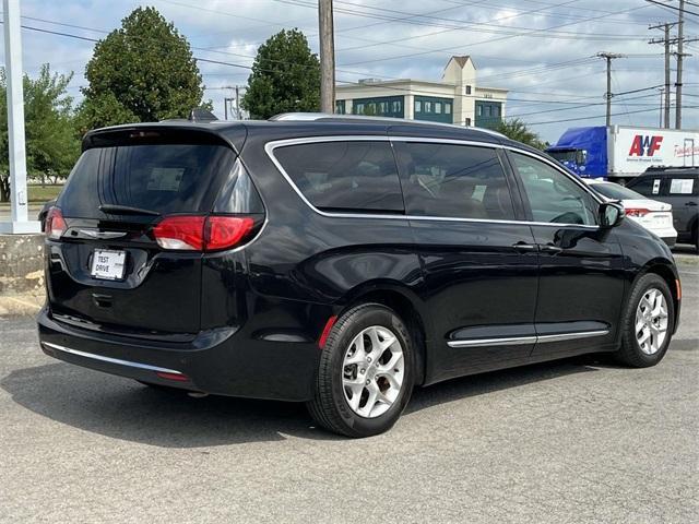 used 2020 Chrysler Pacifica car, priced at $21,000