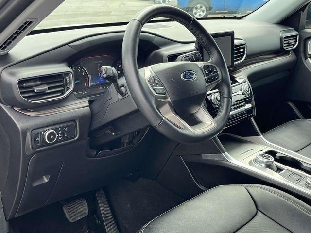 used 2024 Ford Explorer car, priced at $32,000