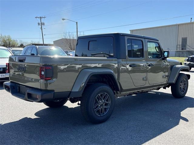new 2025 Jeep Gladiator car, priced at $48,845