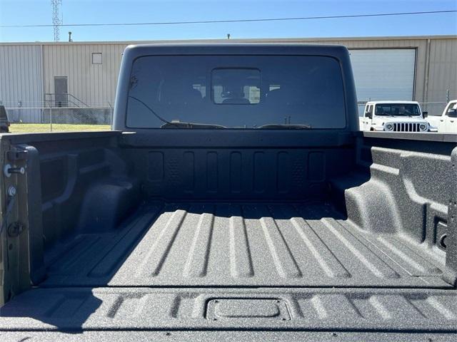 new 2025 Jeep Gladiator car, priced at $48,845