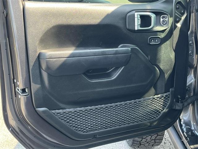 used 2022 Jeep Gladiator car, priced at $36,331