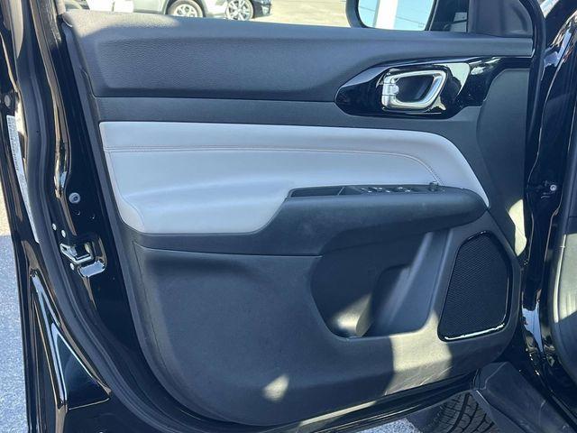 used 2022 Jeep Compass car, priced at $22,700