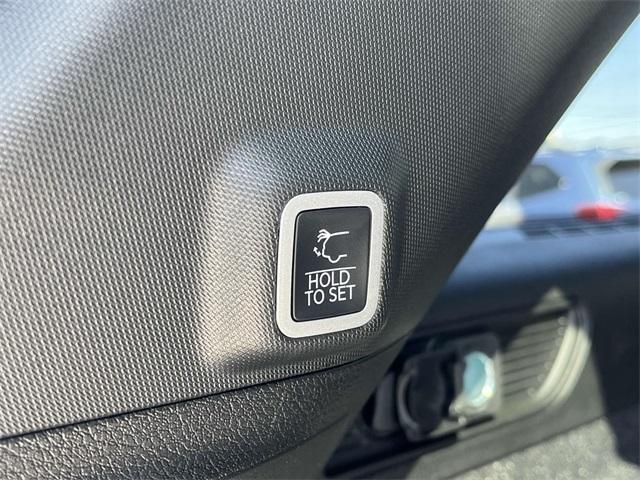new 2025 Jeep Grand Cherokee car, priced at $66,140