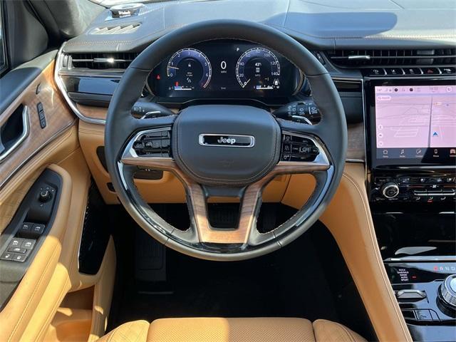 new 2025 Jeep Grand Cherokee car, priced at $66,140