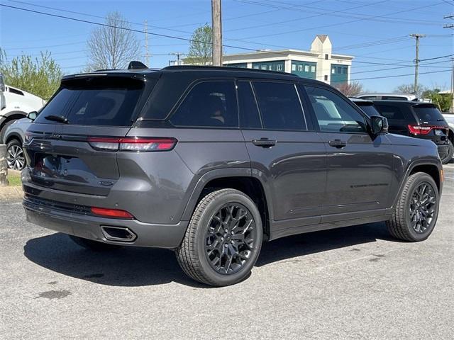 new 2025 Jeep Grand Cherokee car, priced at $66,140