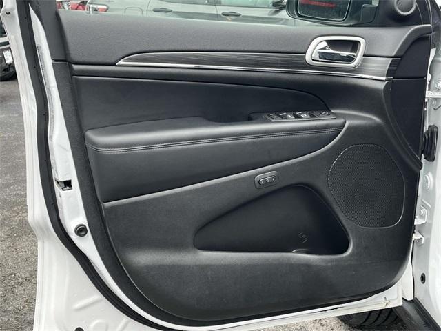 used 2022 Jeep Grand Cherokee WK car, priced at $27,500