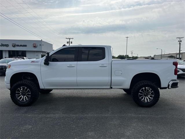 used 2022 Chevrolet Silverado 1500 car, priced at $43,697