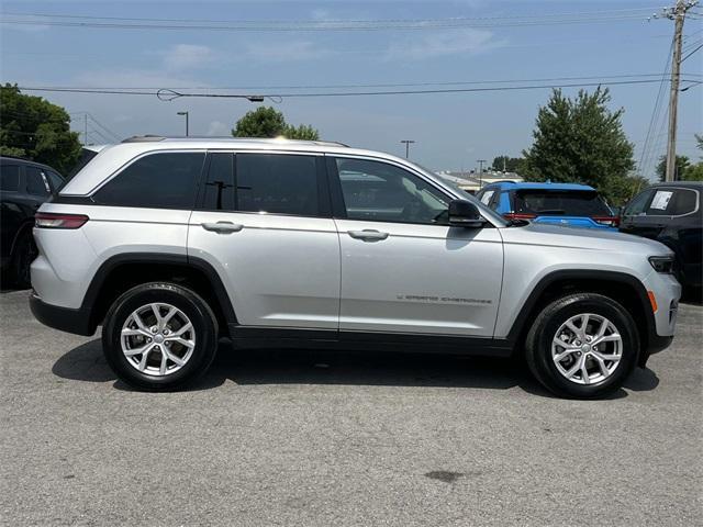 used 2022 Jeep Grand Cherokee car, priced at $32,000