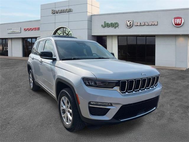 used 2022 Jeep Grand Cherokee car, priced at $34,000