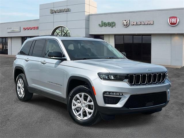 used 2022 Jeep Grand Cherokee car, priced at $34,000