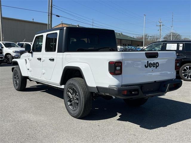 new 2025 Jeep Gladiator car, priced at $47,123
