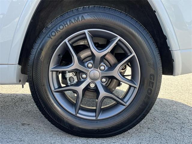 used 2021 Jeep Grand Cherokee car, priced at $29,044