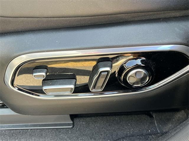 used 2022 Jeep Grand Cherokee car, priced at $44,325