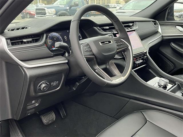 new 2025 Jeep Grand Cherokee L car, priced at $51,690
