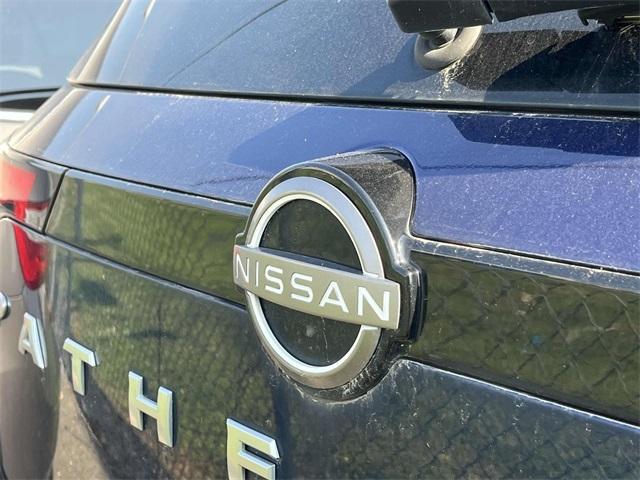 used 2022 Nissan Pathfinder car, priced at $25,900