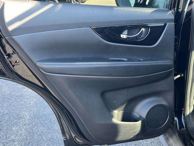 used 2019 Nissan Rogue car, priced at $18,900