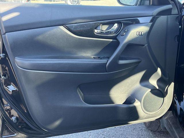 used 2019 Nissan Rogue car, priced at $18,900