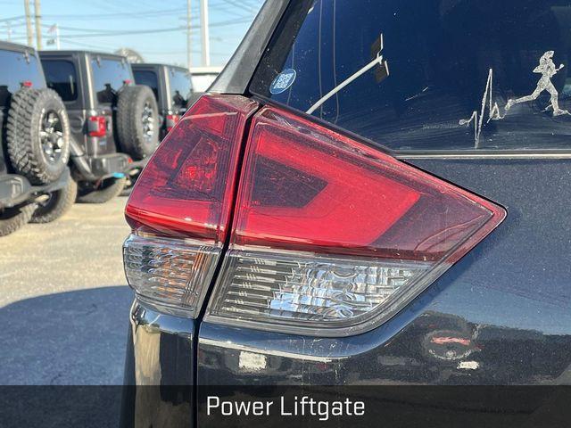 used 2019 Nissan Rogue car, priced at $18,900