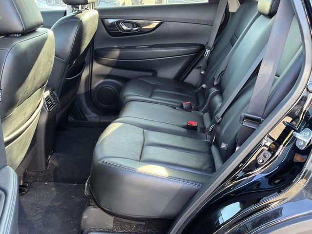 used 2019 Nissan Rogue car, priced at $18,900