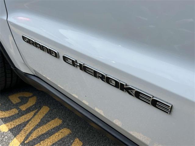 used 2017 Jeep Grand Cherokee car, priced at $17,000