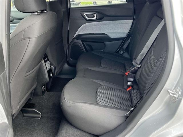 new 2025 Jeep Compass car, priced at $25,000