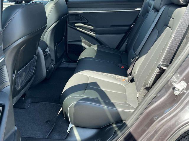 new 2025 Jeep Wagoneer S car, priced at $45,337