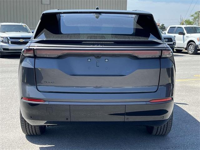 new 2025 Jeep Wagoneer S car