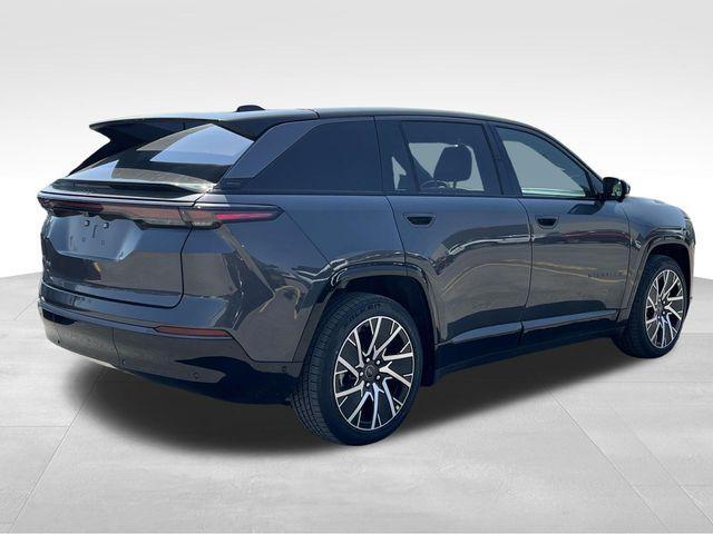 new 2025 Jeep Wagoneer S car, priced at $45,337