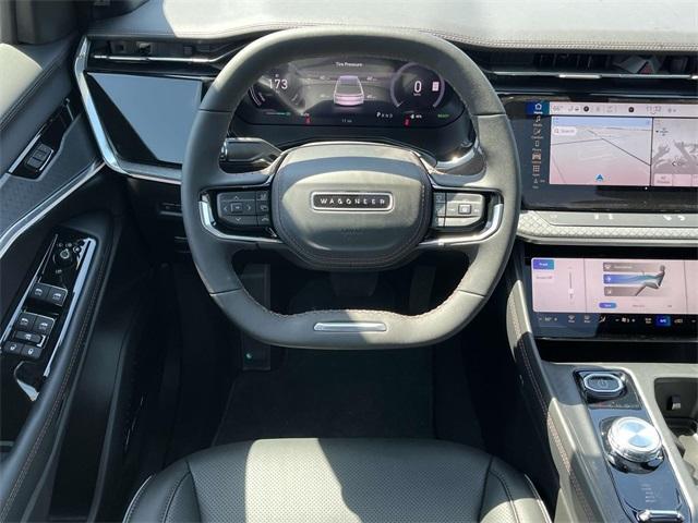 new 2025 Jeep Wagoneer S car