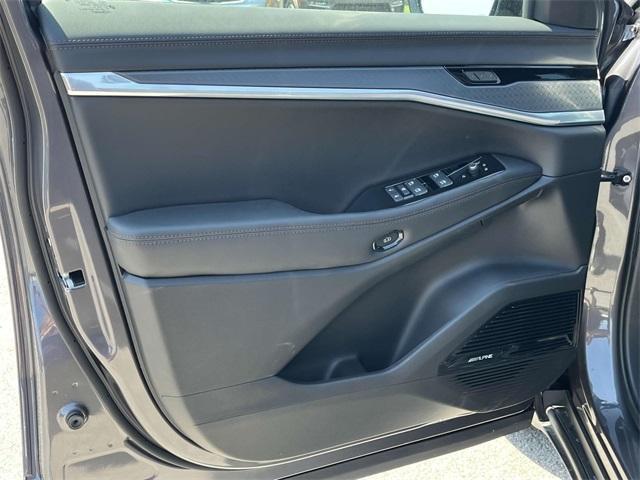 new 2025 Jeep Wagoneer S car