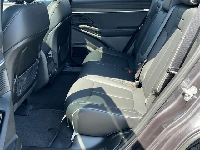 new 2025 Jeep Wagoneer S car